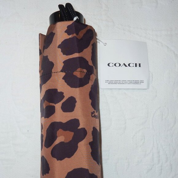 NWT Coach CC947 UV Protection Mini Umbrella In Leopard Print - Picture 2 of 4